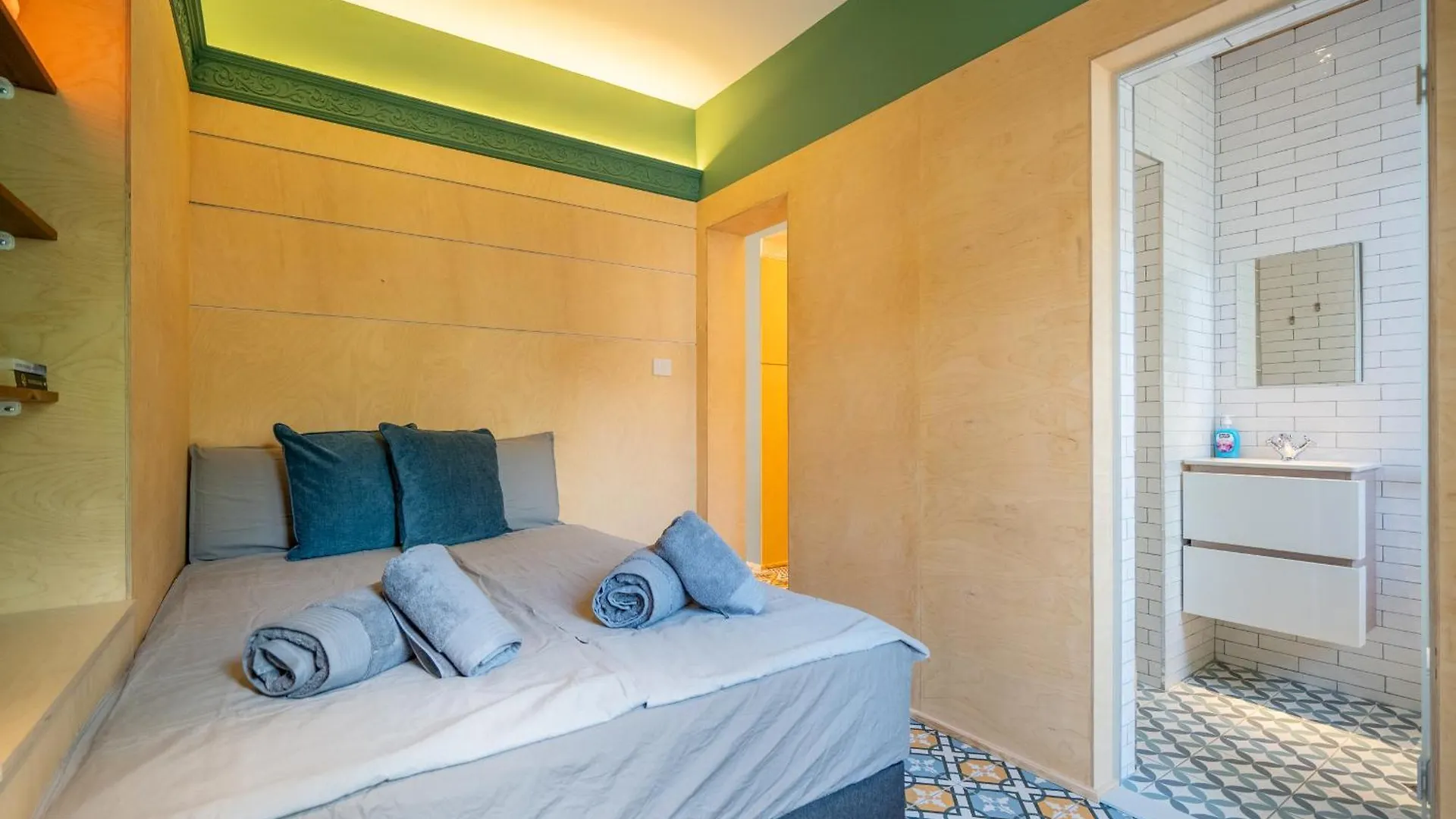 Bijou - 1 Bedroom Apartment Sofia